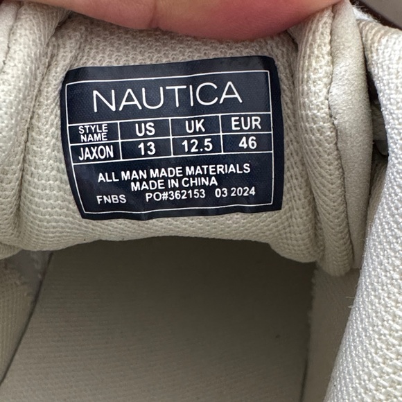 New Nautica men's light gray sneakers, size 13. - Picture 8 of 12